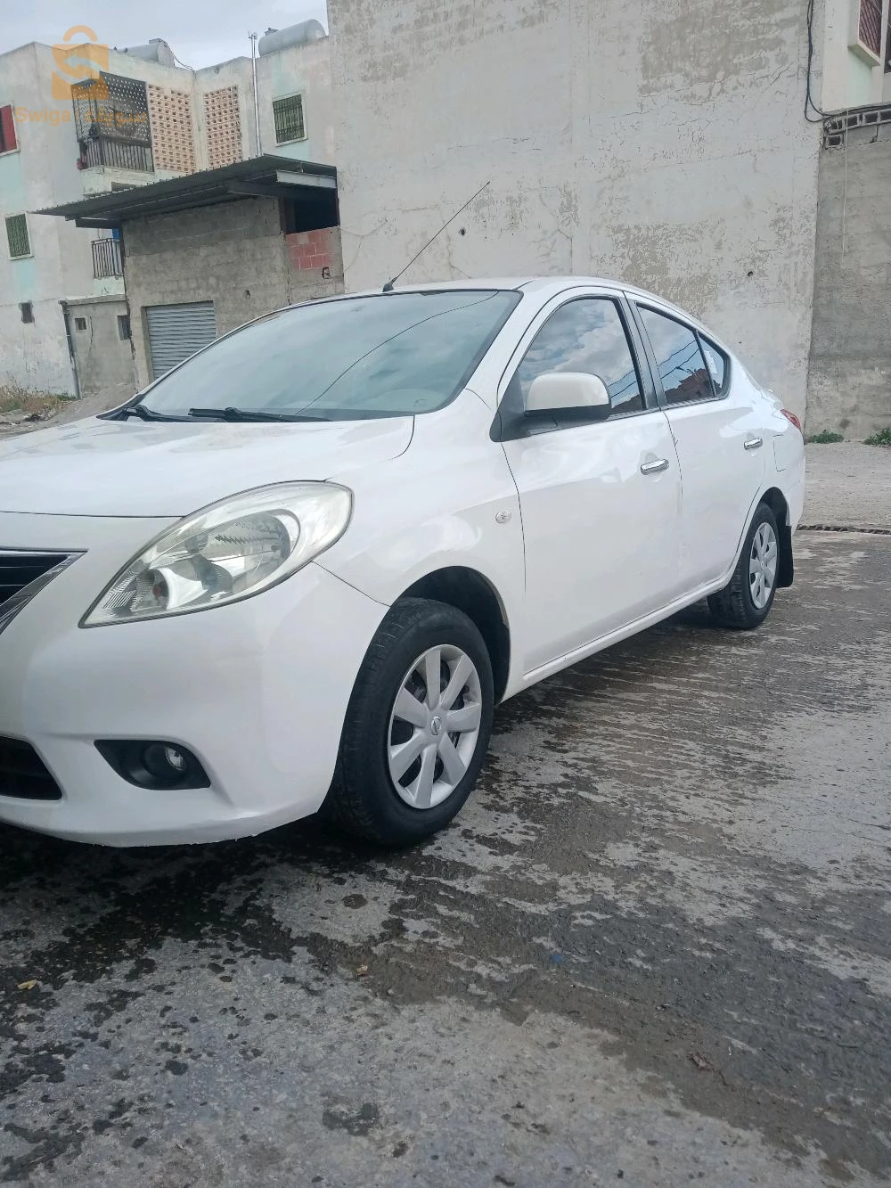 Nissan sany