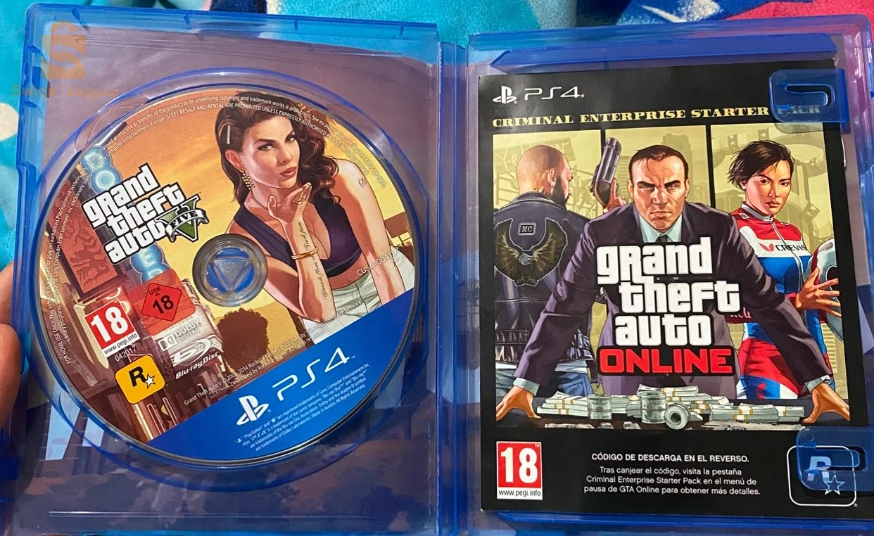 زوج سيديات fifa 22 و gta 5