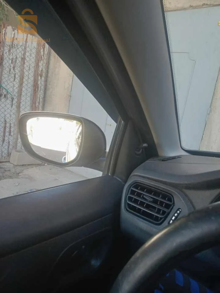 301 ليسونس غاز فيها بلايص على برا