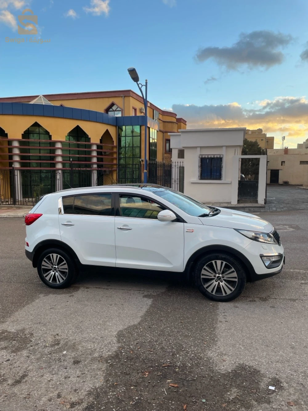 sportage AWD 0 routouch 0 peinture voitur 20/10