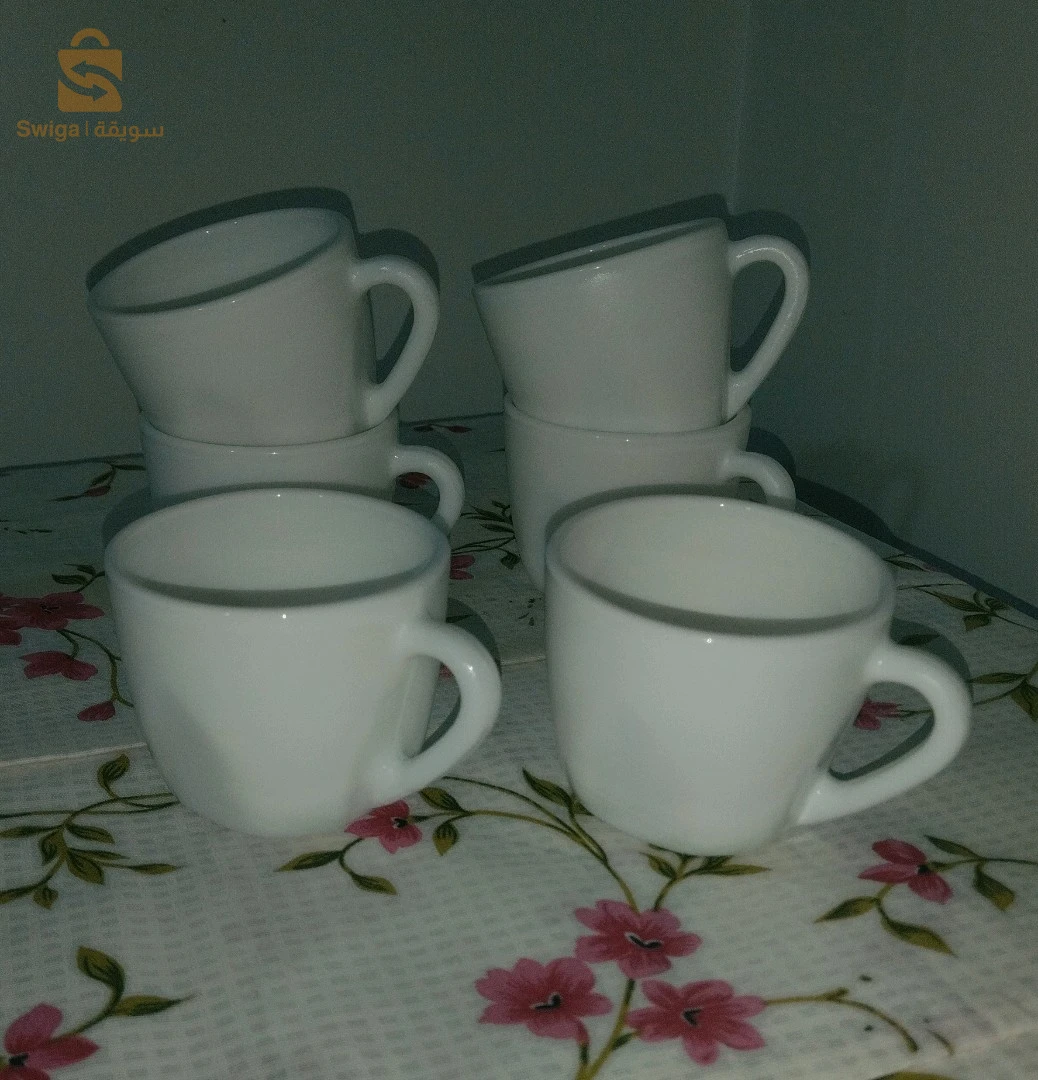 فناجين للقهوة و الحليب