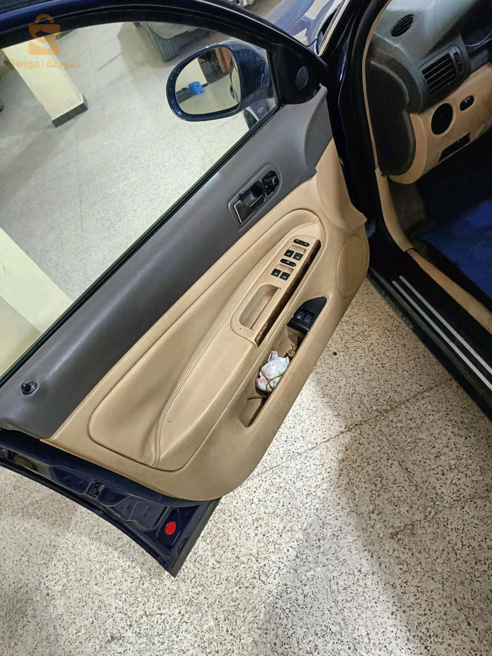 Passat b5.5 2004 V6 183chv
00 peinture  00 retouche 
Machya 380 alef km 
4 motion 
Toit ouvrant 
Siège chauffante et électrique 
Moteur V6 2.5 tdi 10/10 
Boite 6  10/10
Suspension 10/10
Pneu 10/10
Salon cuir recaro
Tout options 
Koulch marche rebi bark tomobil d'origine machi labsa