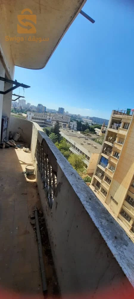 🏠