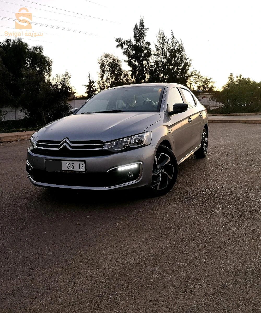 une nouvelle voiture familiale sans retouche et sans aucune rayure