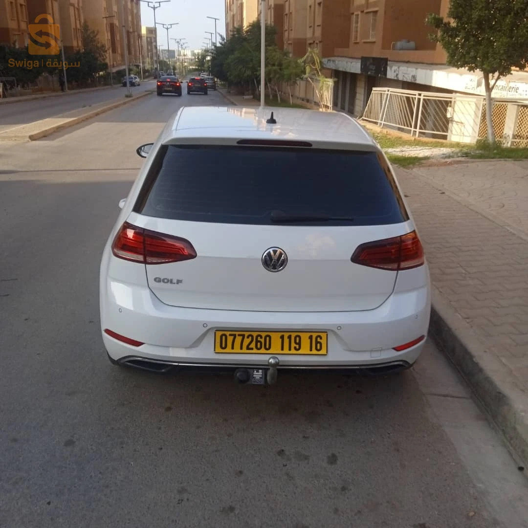Tomobille Chaba ziro sbigha fiha chwiya farwa makhdoumin