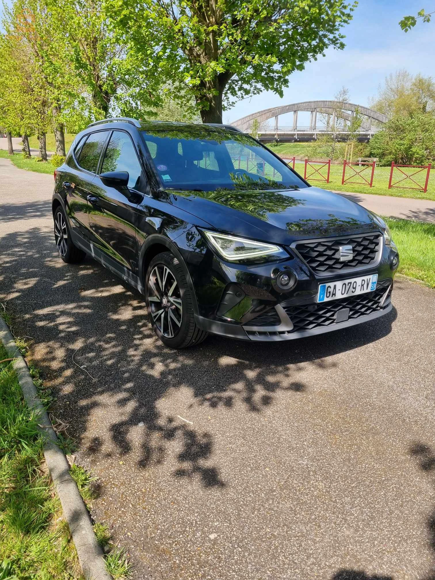 Arona fr + seat