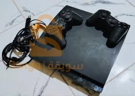 بلاي 3 معاها زوج يدين