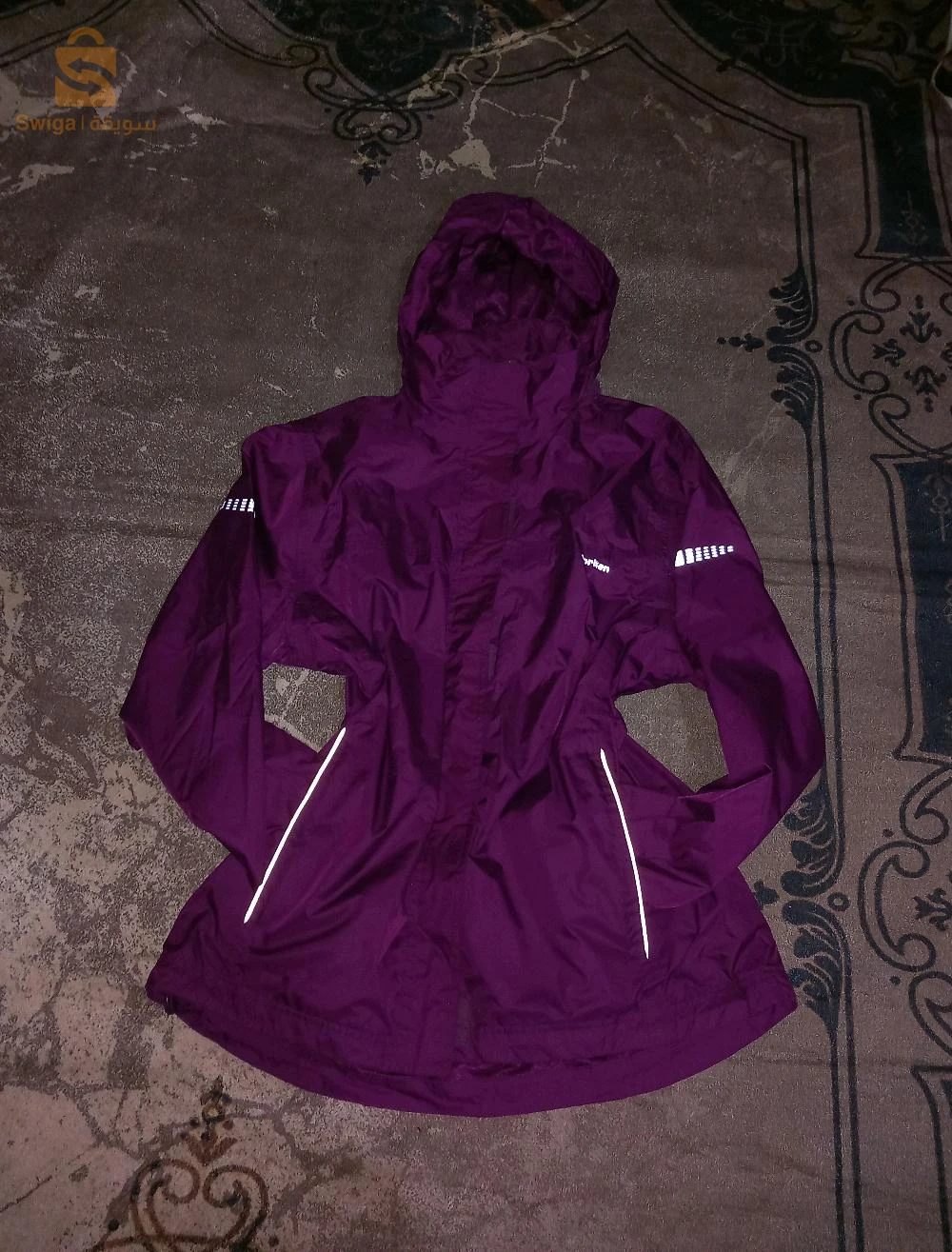 ✅️veste randonnée waterproof pour femme 🎀
✅️taille  L  jusqu'à Xl .