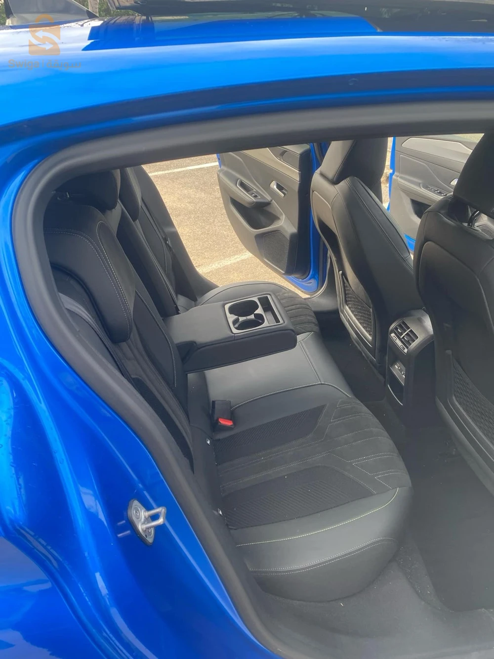 308 Pack GT 130
34700km
Année 2022
Boîte auto EAT 7D
Cockpit digital 3D 
Système car play
Palette au volant 
Siège chauffant 
Volant chauffant 
Toit ouvrant 
Réglage siège automatique 
Attelage remorque 
Climatiseur Trizone 
Jantes 18 noir 
Caméra avant/arrière + 360
Détecteur de mouvement