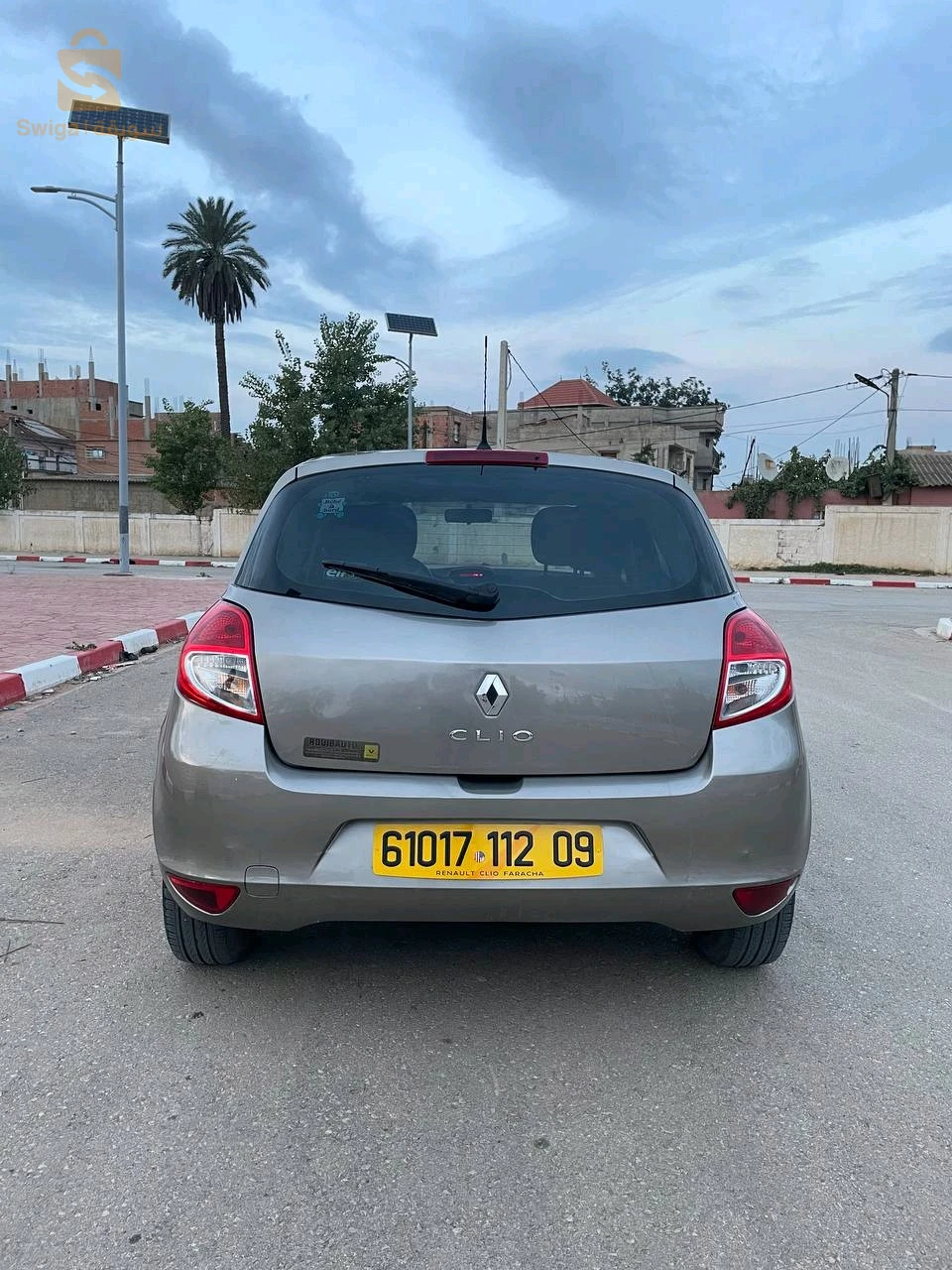 clio 3 très bon état