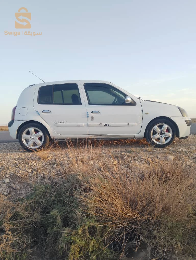 كليو 2002 محرك 1.9 سامبل لا ساخنة لا تنقاص