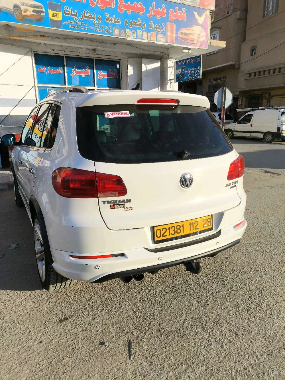 Tiguan Rline 2012 boit automatic 6 rapport 
حالة المحرك 10/10
المعاود مفيهاش فيها فروة اي مصورة 
0798248082
0656535443