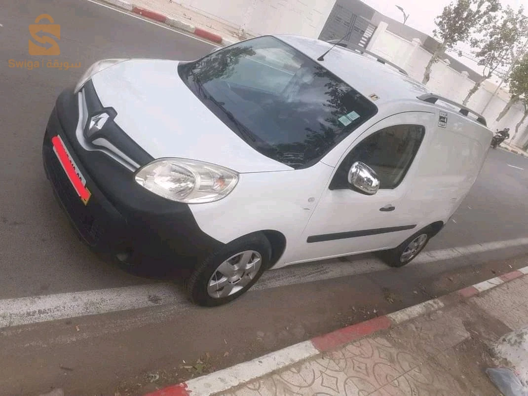 رونو كونغو صندوق 2013