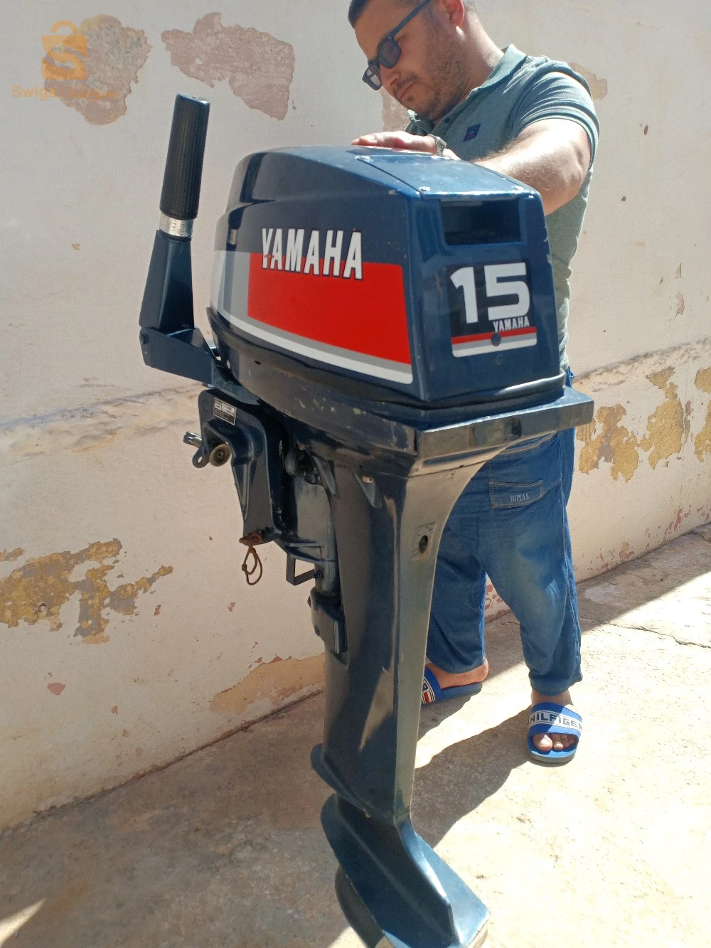 قارب صيد نزهة