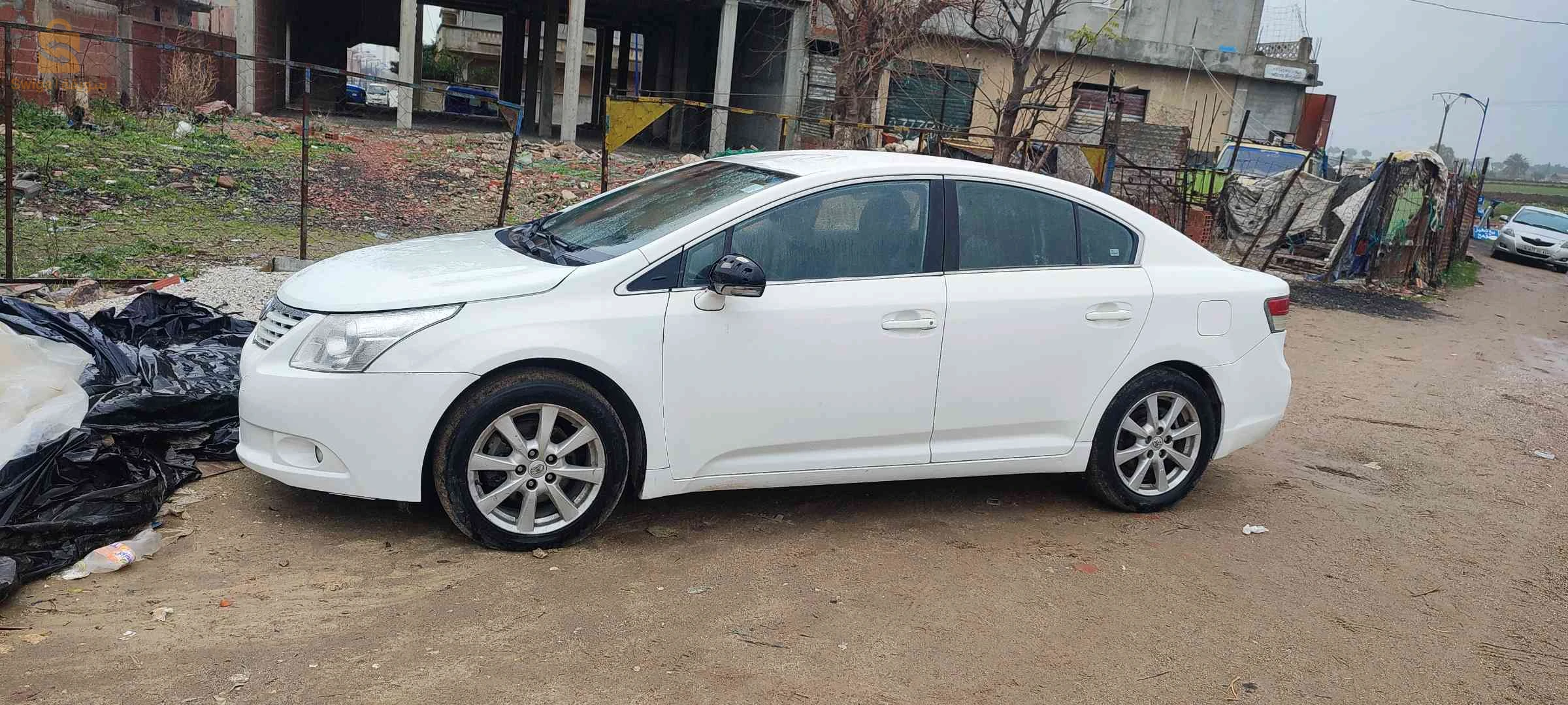 Toyota Avensis 2012