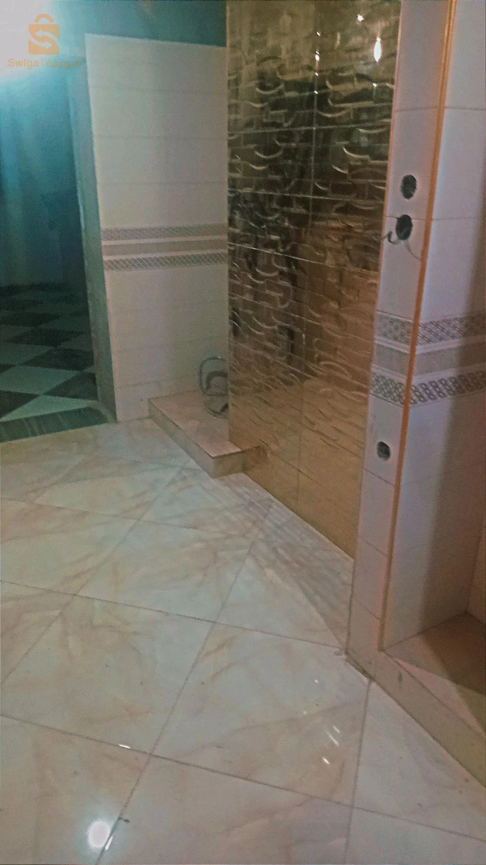 للبيع و التبادل