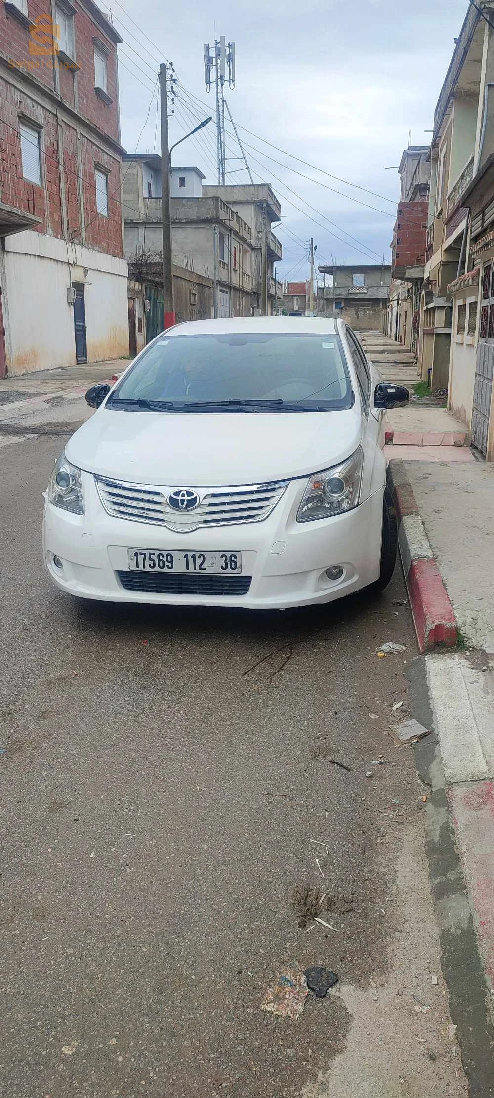 Toyota Avensis 2012