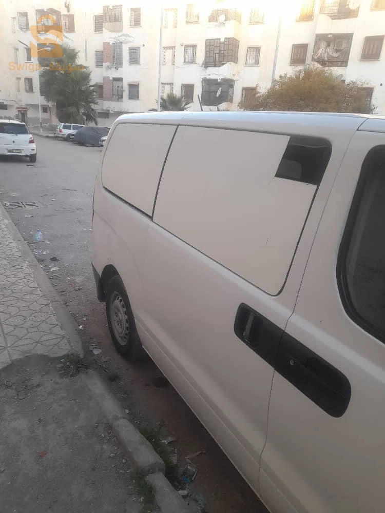 عين مايلة