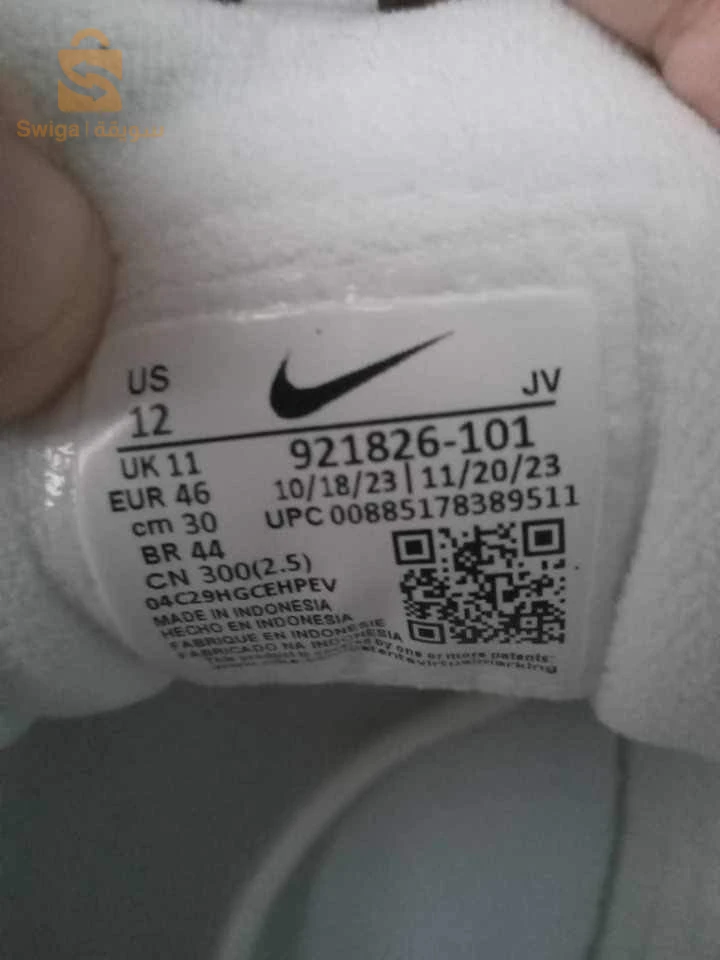 basket  originale Nike 46 venu d'Europe en Allemagne 🇩🇪 pointure 46 7adja chaba bzzzzf