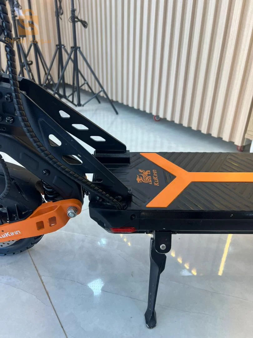 ✅استمتع بأداء استثنائي مع سكوتر كهربائي KuKirin G2 Max  - سرعة مذهلة تصل إلى 85 كم/ساعة لتجربة قيادة سلسة وممتعة.  - بطارية تدوم طوال اليوم لمسافات طويلة دون قلق.  - قدرة تحميل تصل إلى 200 كغ، مثالي لجميع احتياجاتك اليومية.  - حالة ممتازة 10/10، وكأنه جديد تمامًا!  🔴السعر : 15.5 مليون وفيها مساعدةلا تفوّت هذه الفرصة! 🚀  📞 لمزيد من التفاصيل أو الطلب: ✅ التوصيل مجاني حتى باب المنزل