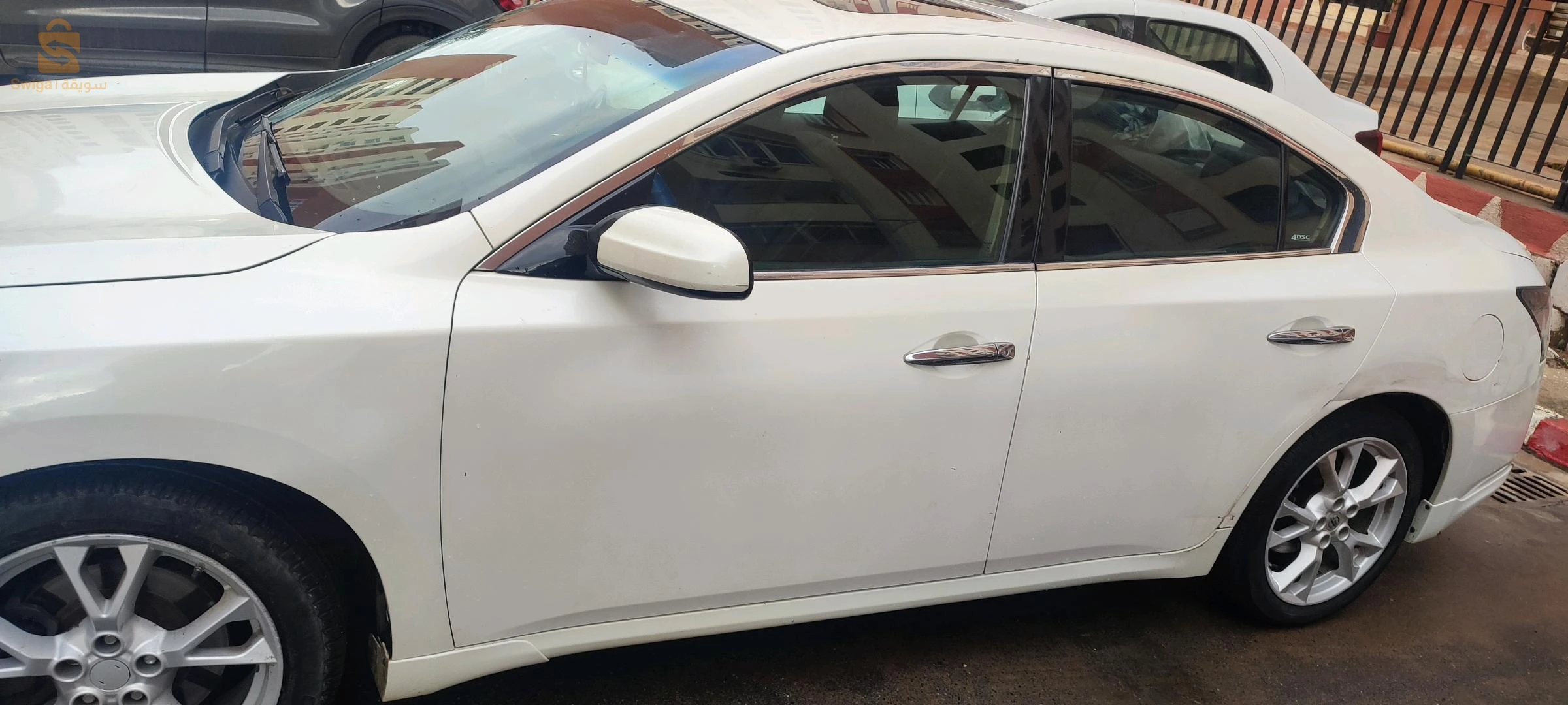 Nissan Maxima v6 3 l 5  310 chevaux