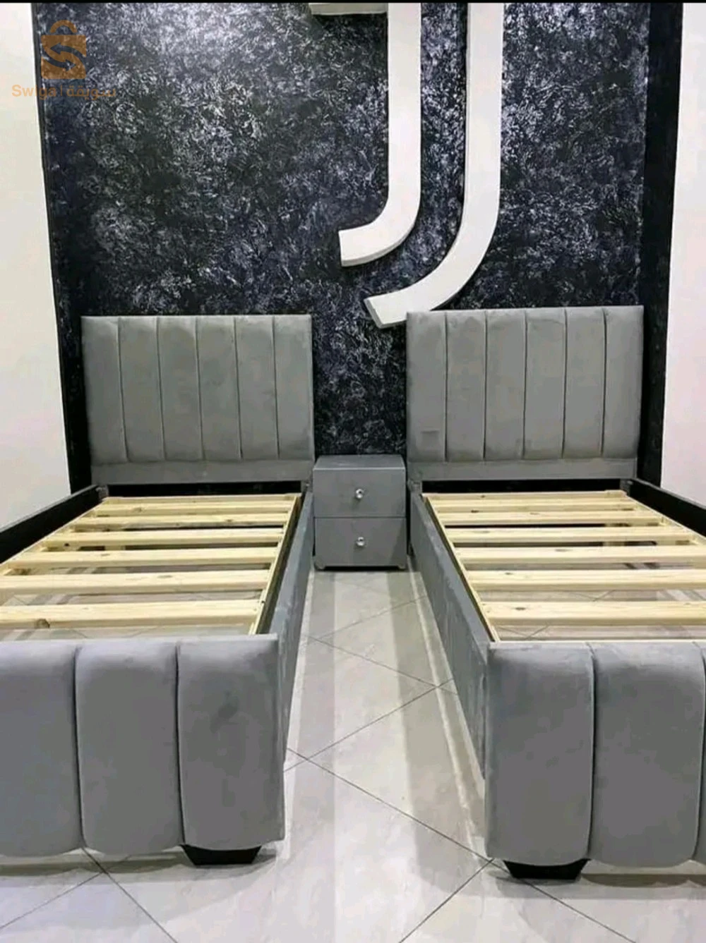 سرير كابيتوني
@اثاث سرير كابيتوني