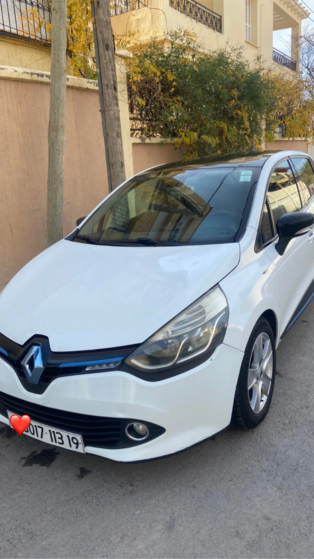 Clio 4 limited2 1.5 dci 2013 machi 275 alf mtour ma7tot 10/10 peinture ma fiha wallo ndifa nmero :0784031604/0774723420