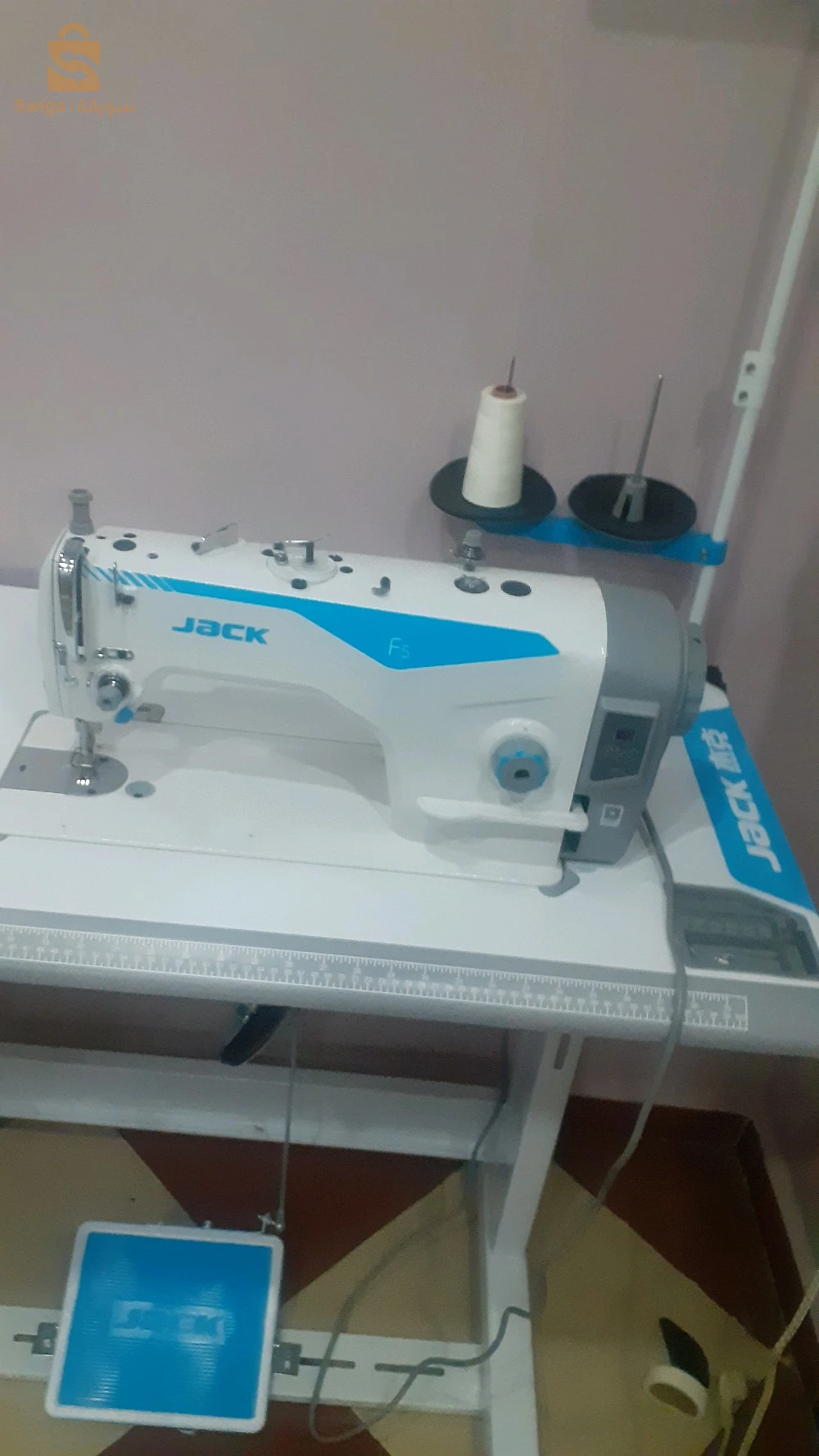 ماكنة خياطة