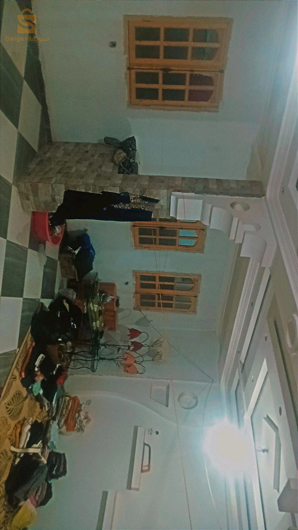 للبيع و التبادل