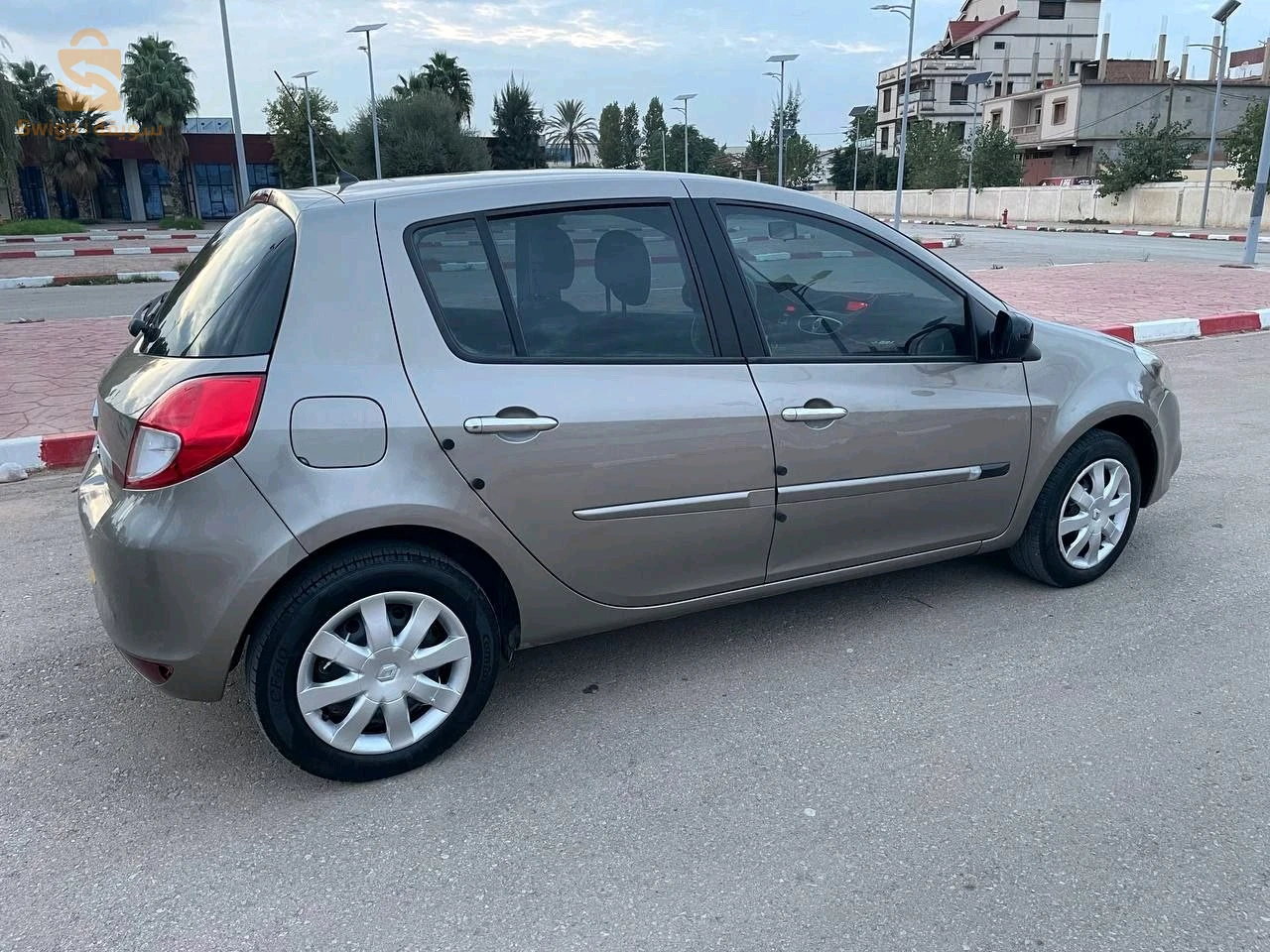 clio 3 très bon état