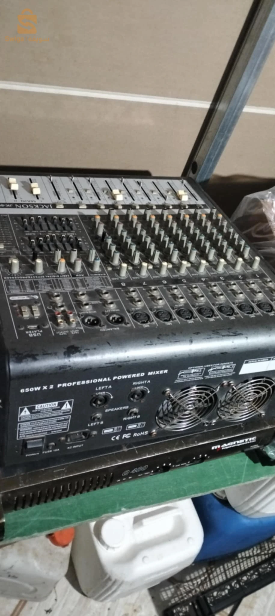 dj bon état et bien sûr le prix est négociable