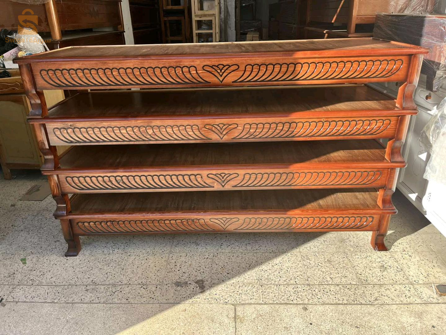 canapé simple bois rouge