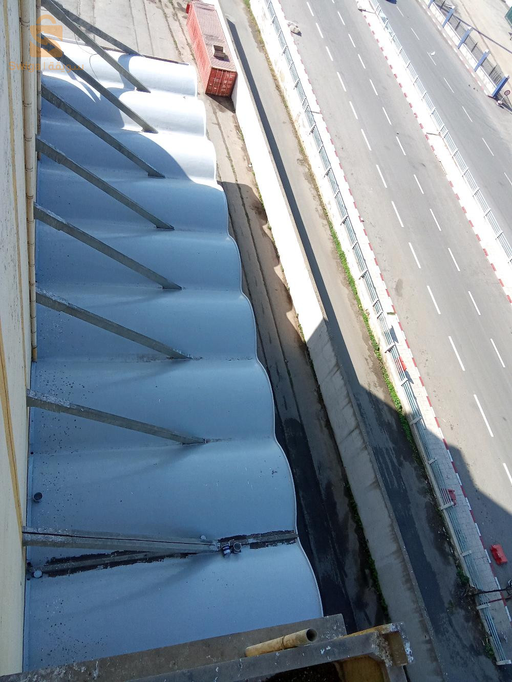 عزل جميع الأسطح