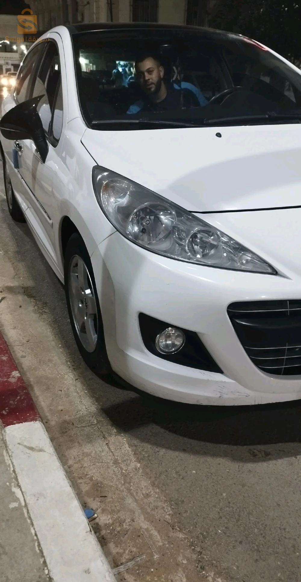 بيجو 207 29 معسكر