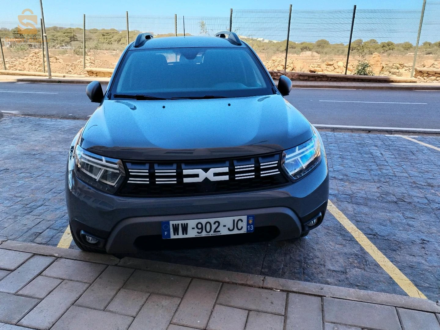 Dacia duster état neuf