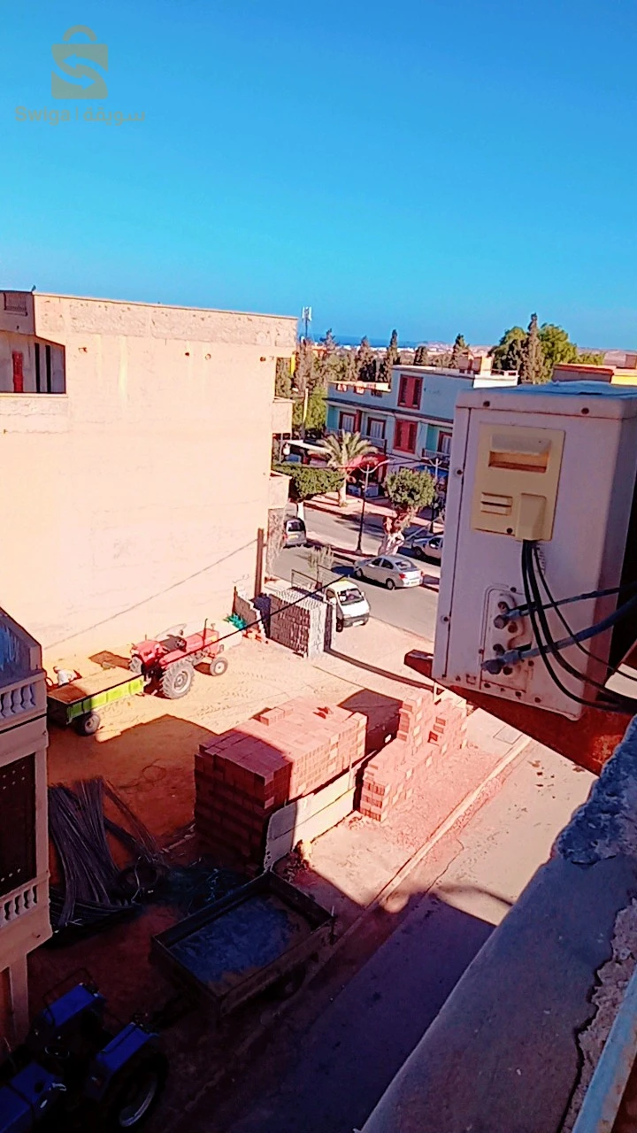 avendre Apparemment 3em étage f3