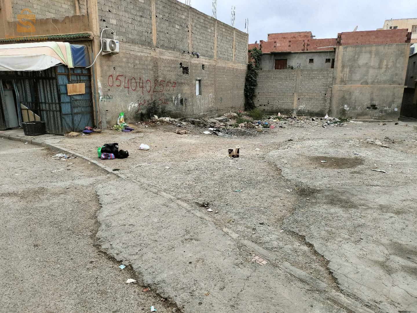 قطعة ارض للبيع