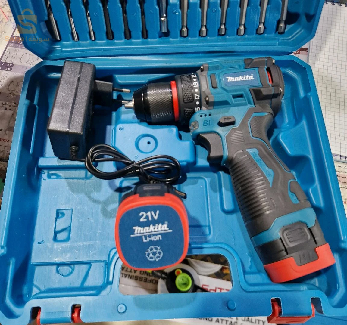 Visseuse makita 21v Accessoires25pcs