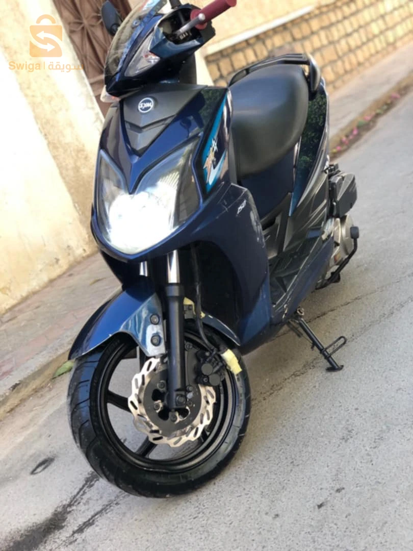 دراجة نارية للبيع j4