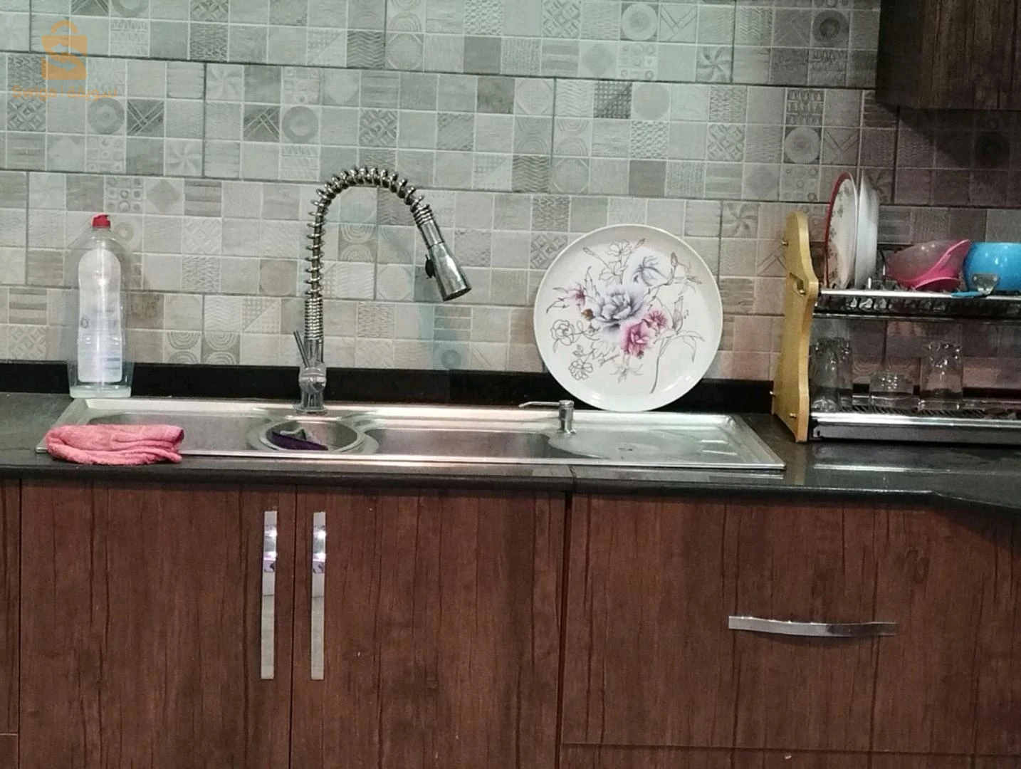 فيلا للبيع 3 طوابق مفرشة 
0542277861