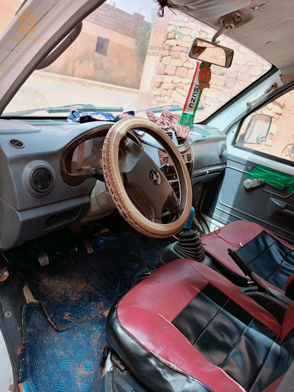 جنبي 2011نضيف متور لابس بيه رقم هاتف 0696422399