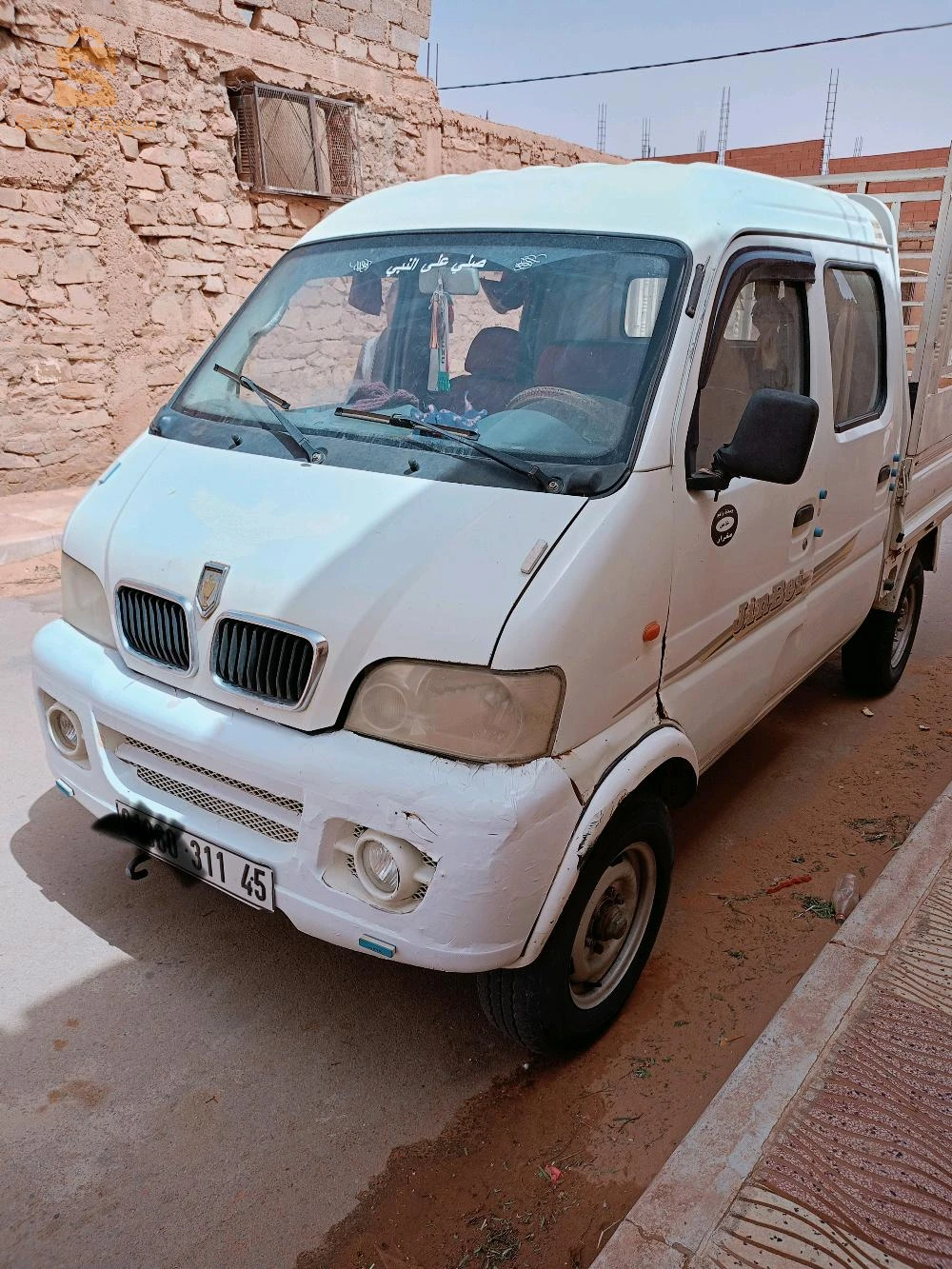 جنبي 2011نضيف متور لابس بيه رقم هاتف 0696422399