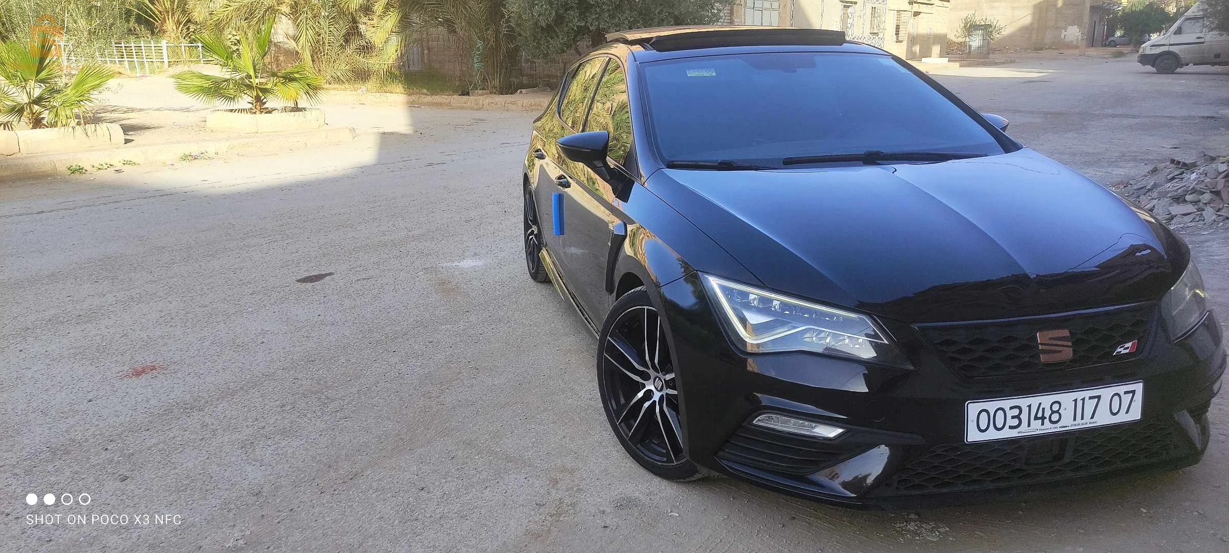 Seat Leon Cupra  2017 
🌴 ماشية 195 الف 
   🌴 صبيغة بارشوك افو فقط 
      🌴🌴ولاية بسكرة 🌴🌴
       📞📞 ‏‪0772 36 85 77‬‏
            📞📞‏‪0540 33 85 04‬‏
                  🌹🌹  للبيع  🌹🌹
سامو 400