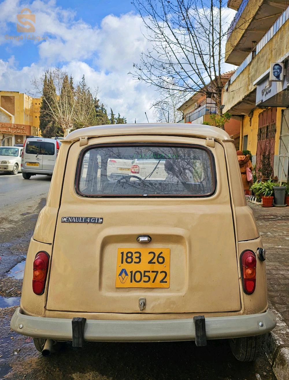 رينو R 4 1983 26 المدية