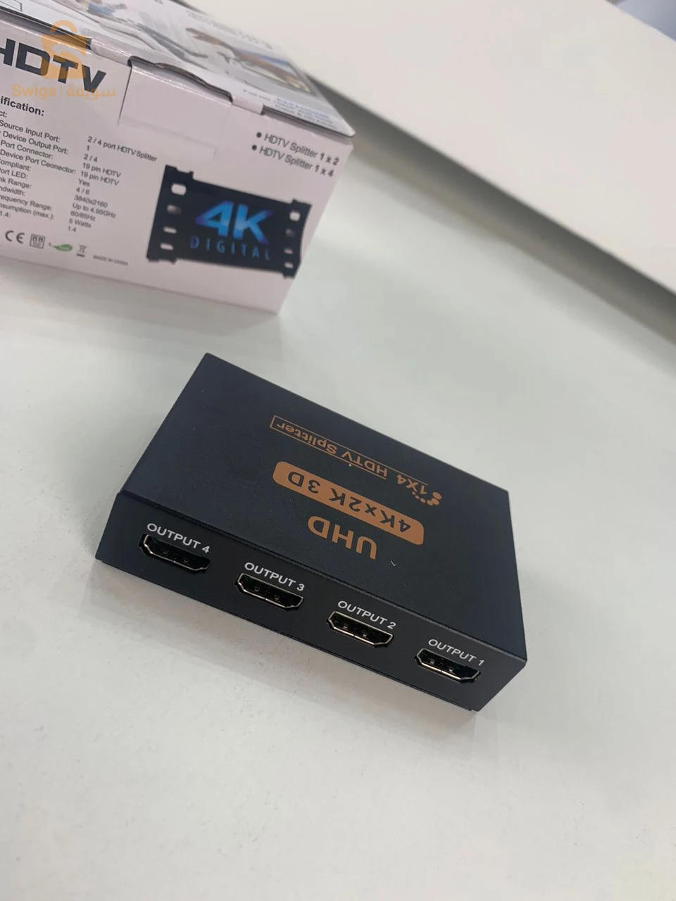 Splitter HDMI 1 Entrée vers 4 Sorties – HDMI موزع