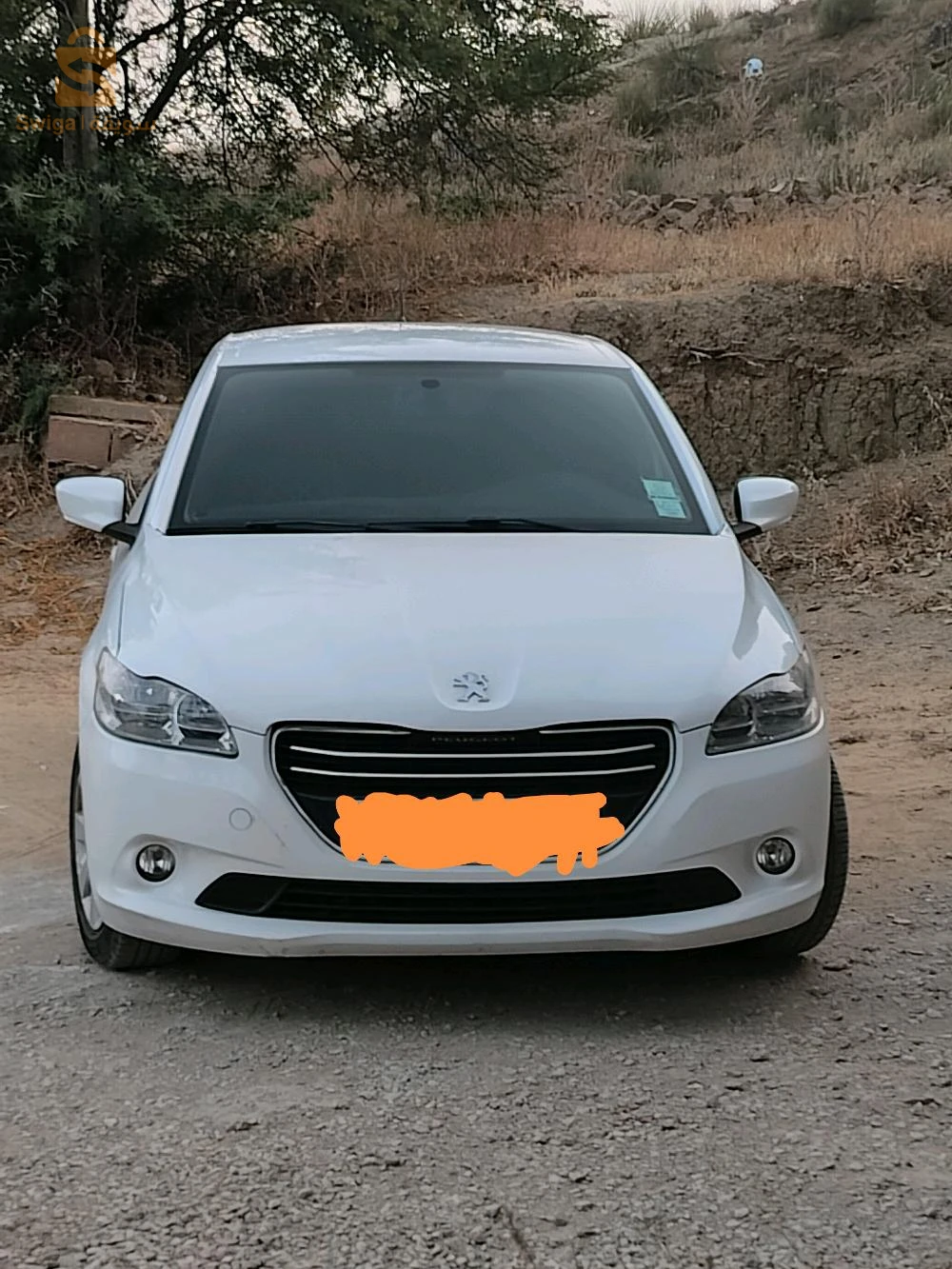 Peugeot 301 2014 5 BATNA