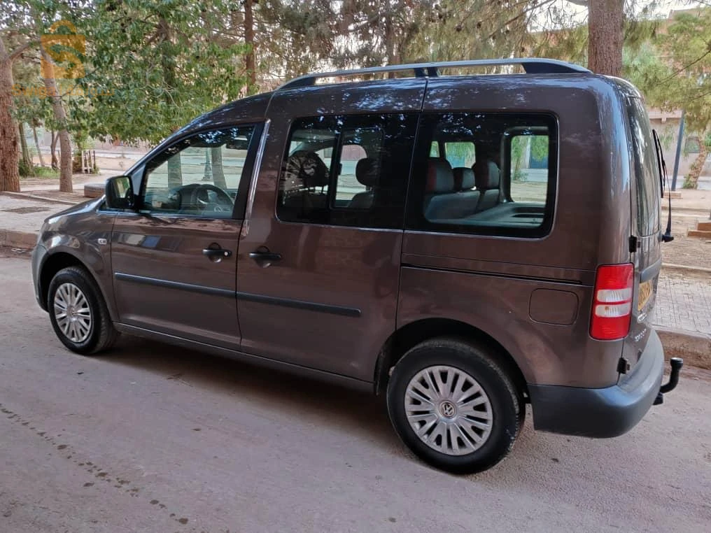 , Kaddy 2015  1ère main, Diesel,  265000 km  marron chocolat , 00 peinture, 00 froid