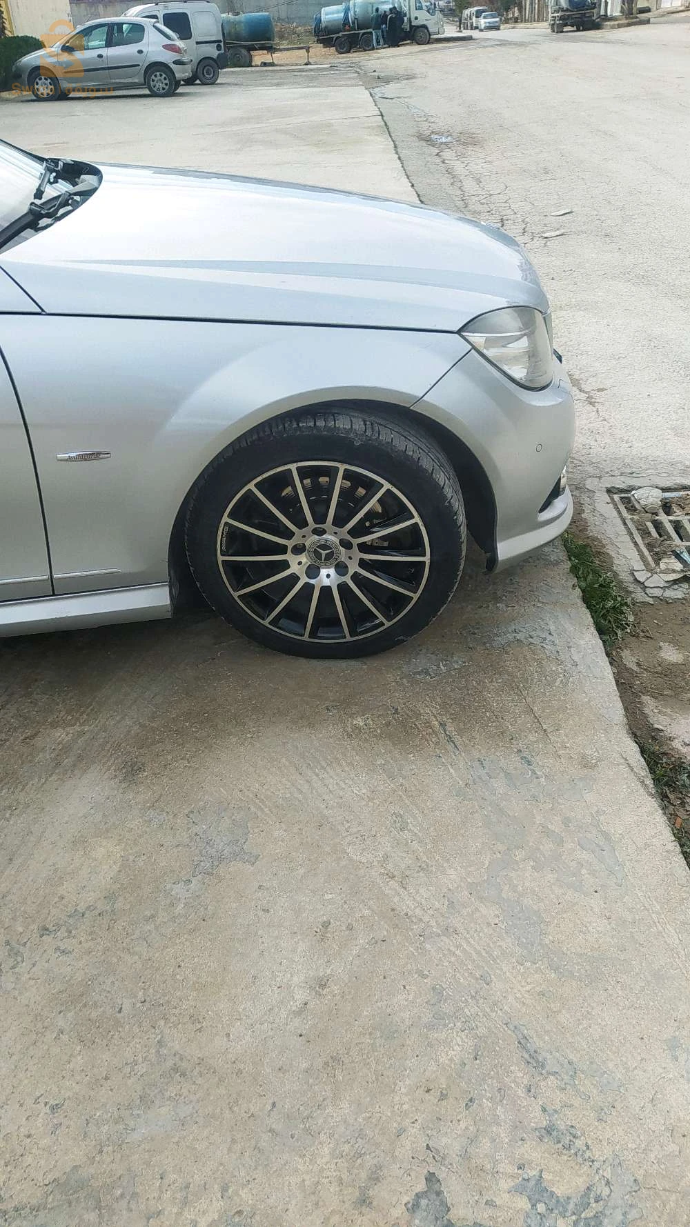 مرسيدس C 4 ام البواقي