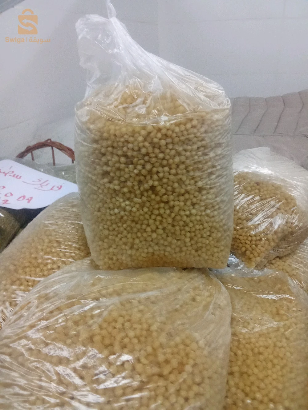 طاولة بيع منتوجات العجائن والحلويات
