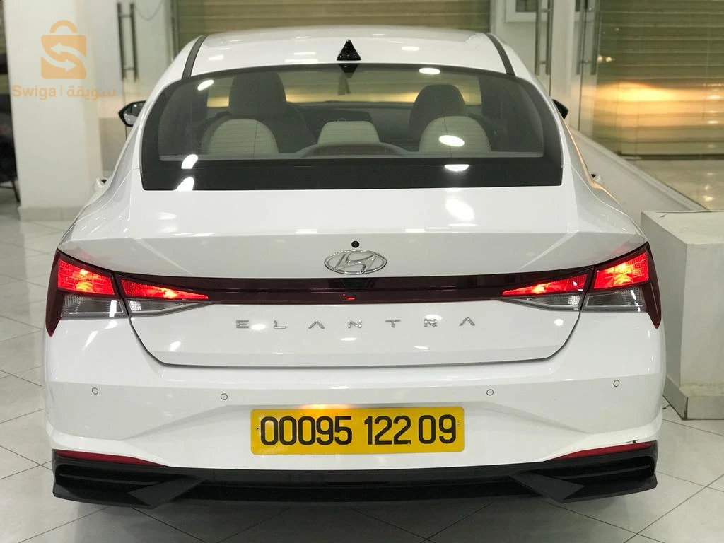 Hyundai Elantra 2022 16 ALGER
